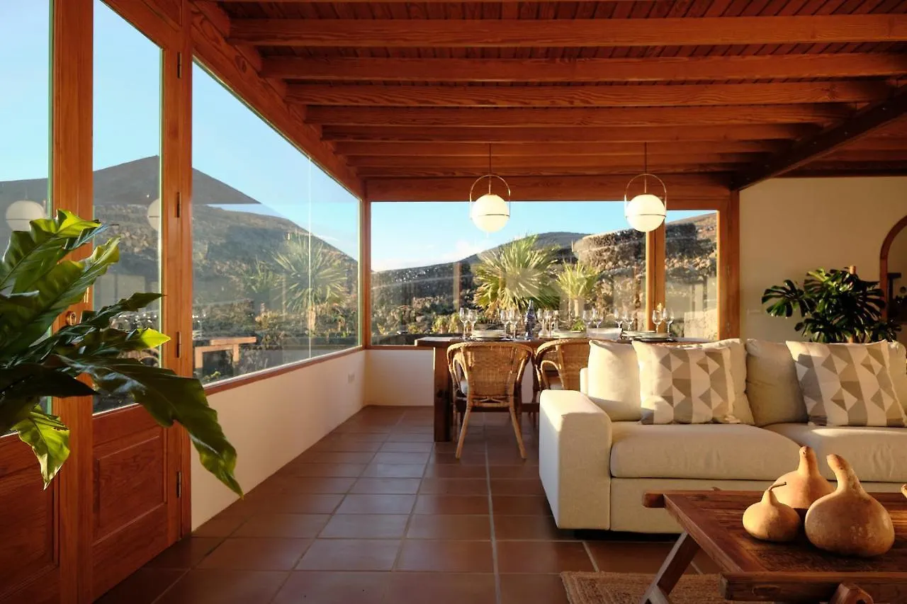 Ecofinca Aulaga Masdache Spain